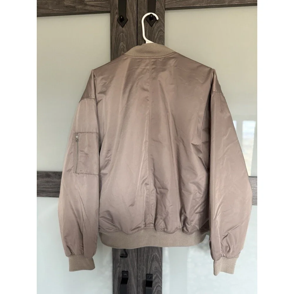 Abercrombie & Fitch Bomber Jacket Small Oversized Taupe Satin Minimalist NWT - Picture 6 of 6